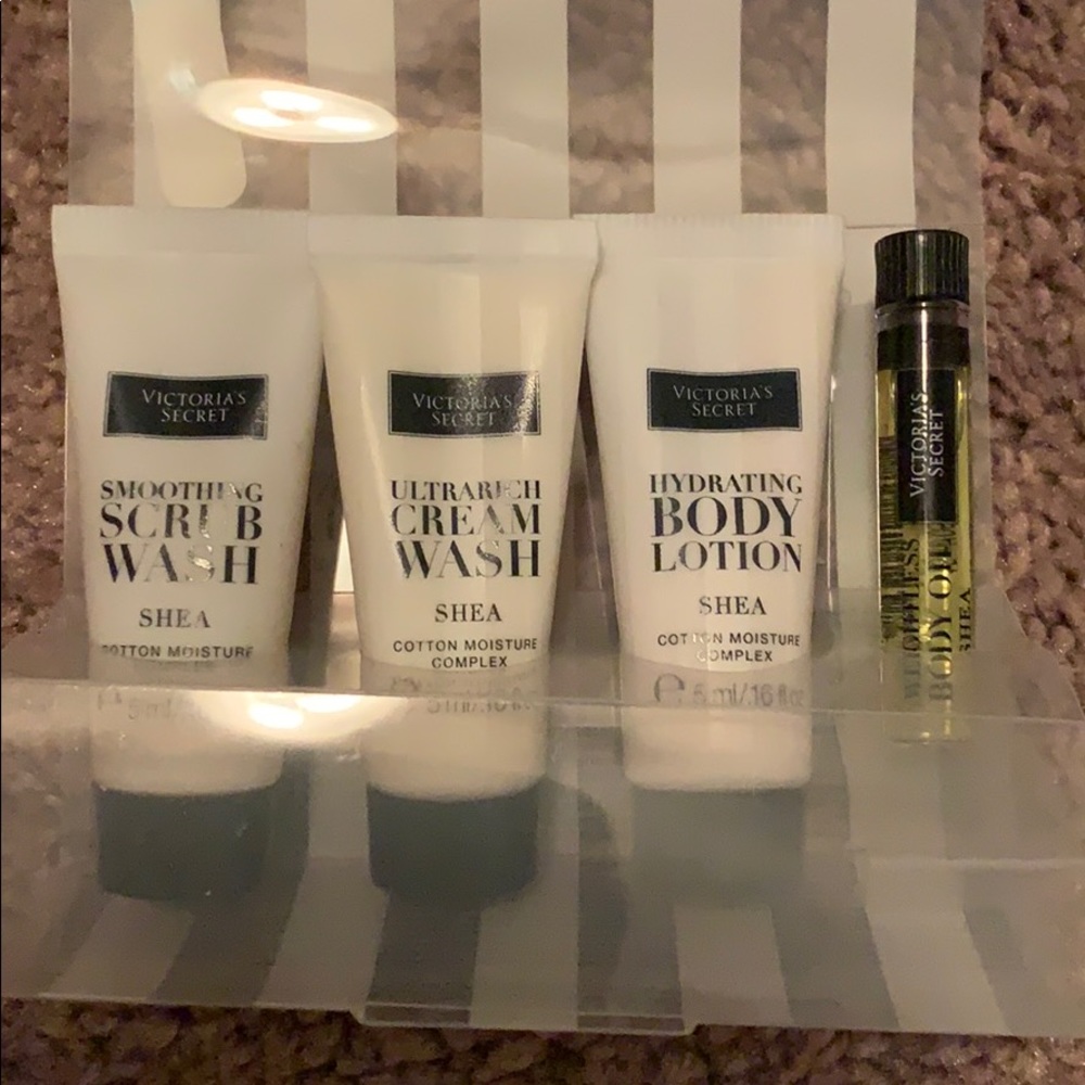 Victoria’s Secret BODY moisture system trial size